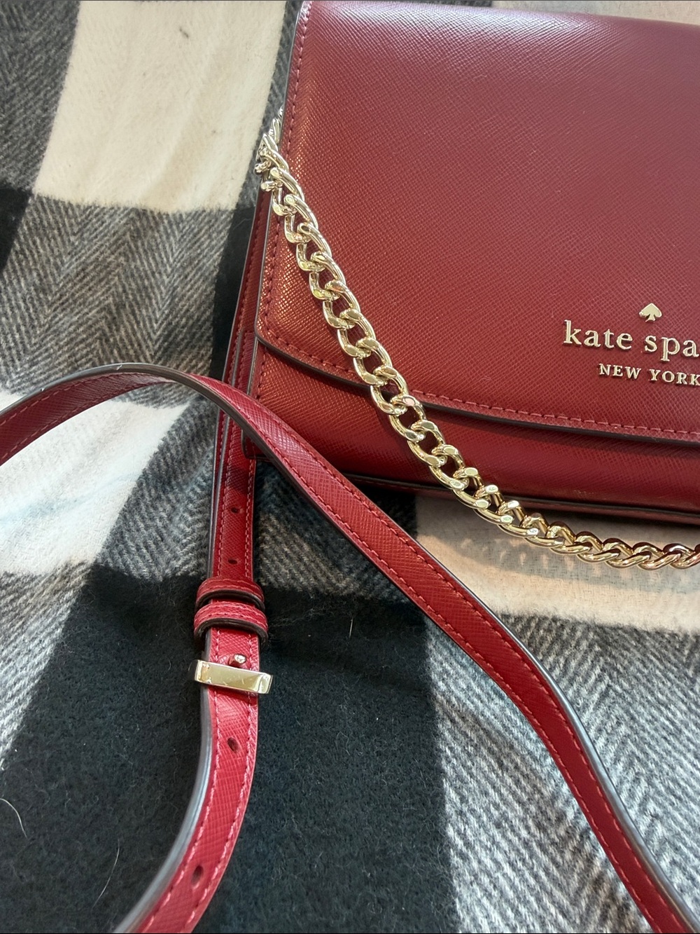 kate spade red leather chain-strap crossbody - Picture 2 of 5